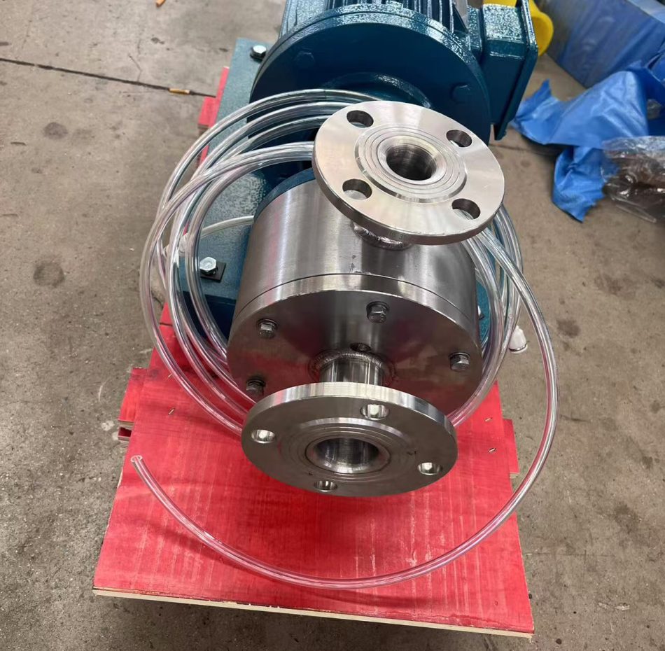 Homogenizer pump inline mixing pump